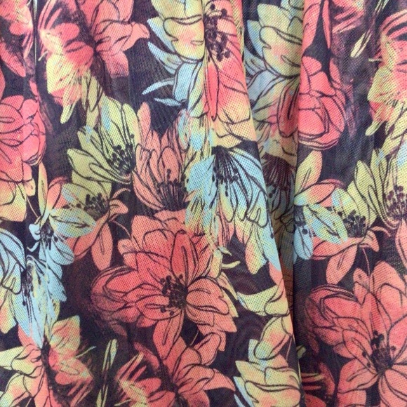 Spree Intimates Floral Lace & Sequins Babydoll with Matching Panty - Size Small - Picture 4 of 8